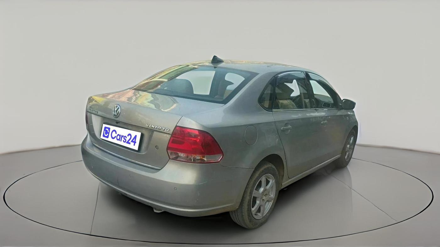 2013 Volkswagen Vento HIGHLINE DIESEL 1.6, Diesel, Manual, 1,09,522 km, exterior