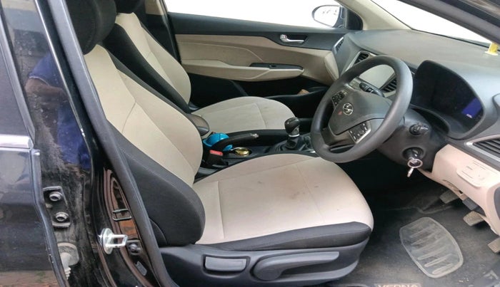 2018 Hyundai Verna 1.6 VTVT SX, Petrol, Manual, 65,206 km, interior