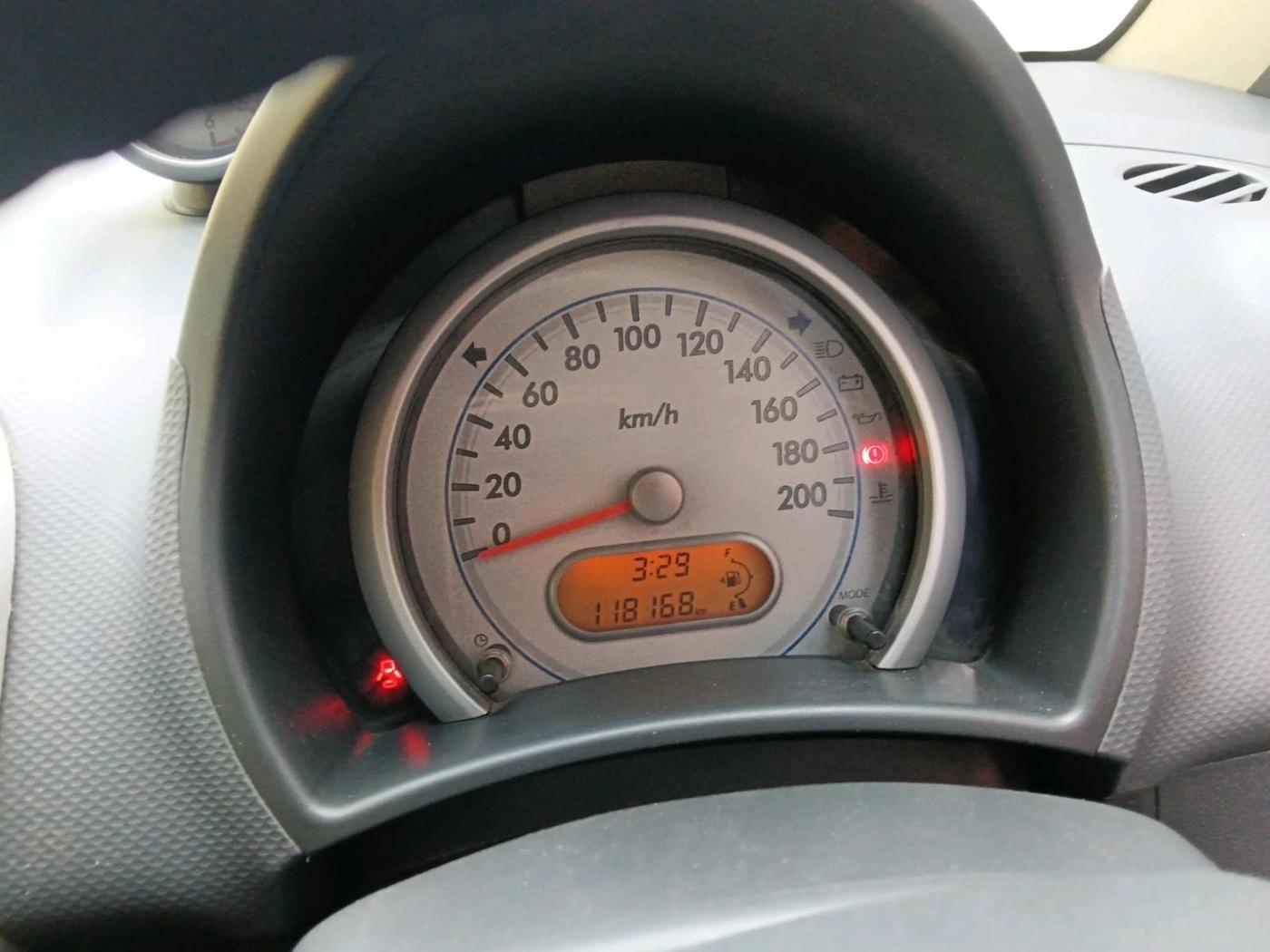 2014 Maruti Ritz VDI, Diesel, Manual, 1,18,168 km, interior