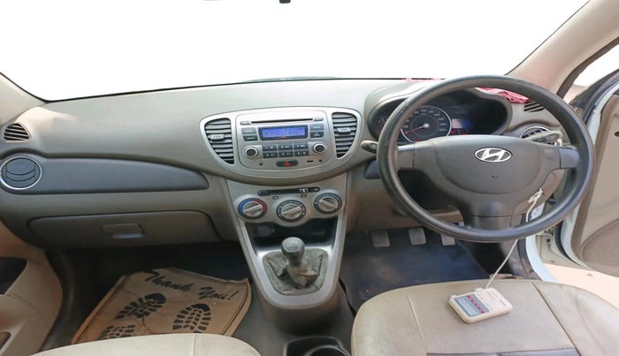 2013 Hyundai i10 MAGNA 1.1, Petrol, Manual, 41,543 km, interior