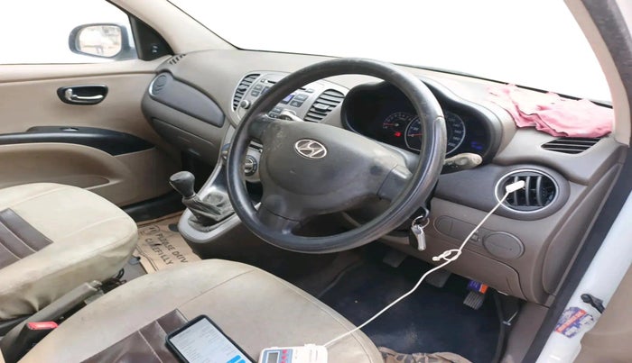 2013 Hyundai i10 MAGNA 1.1, Petrol, Manual, 41,543 km, interior