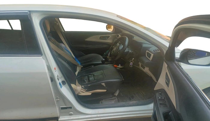 2025 Maruti Dzire VXi CNG, CNG, Manual, 48,335 km, interior