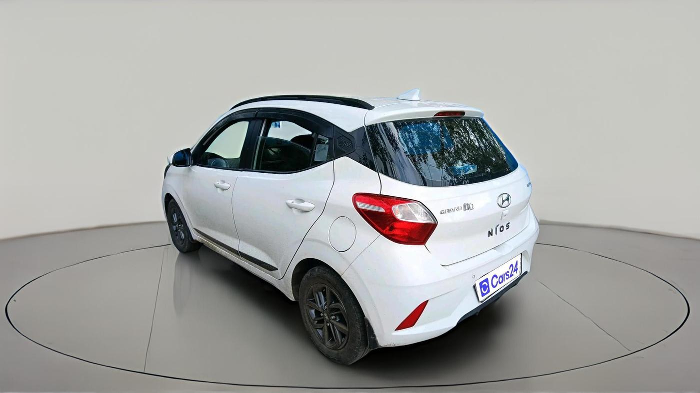 2021 Hyundai GRAND I10 NIOS SPORTZ 1.2 KAPPA VTVT, Petrol, Manual, 1,15,334 km, exterior