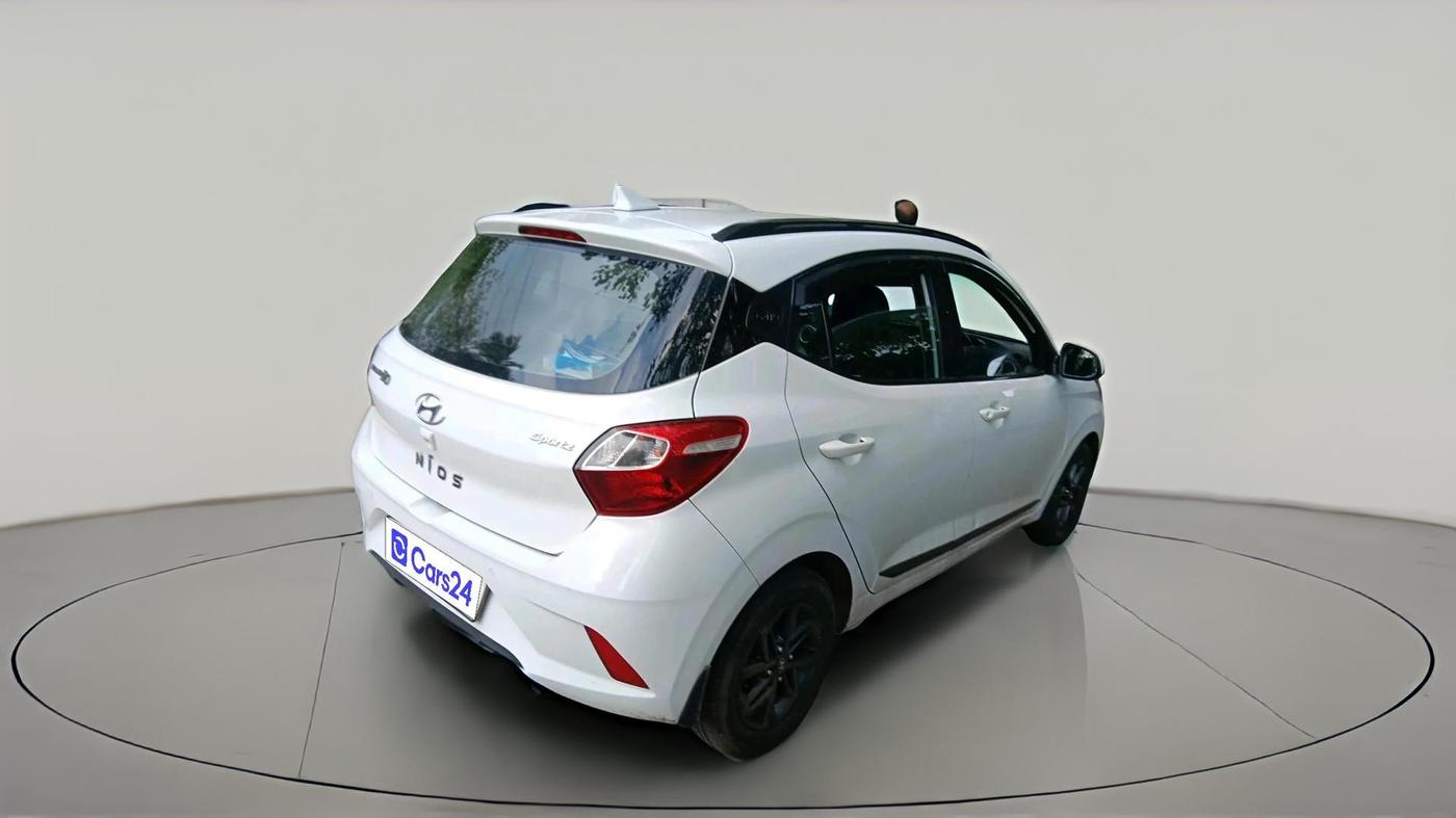 2021 Hyundai GRAND I10 NIOS SPORTZ 1.2 KAPPA VTVT, Petrol, Manual, 1,15,334 km, exterior