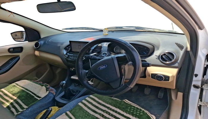2018 Ford Figo Aspire TITANIUM 1.2 PETROL, Petrol, Manual, 43,190 km, interior