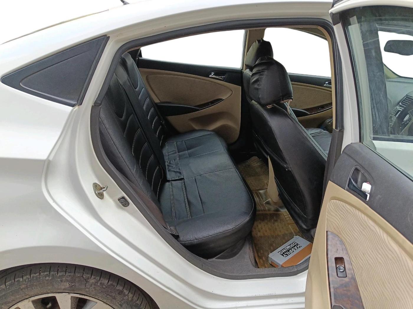 2014 Hyundai Verna FLUIDIC 1.4 VTVT CX, Petrol, Manual, 96,851 km, interior