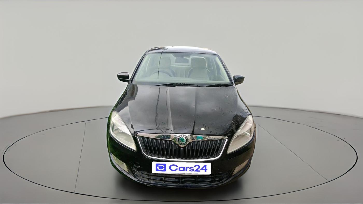 2013 Skoda Rapid AMBITION 1.6 TDI CR MT, Diesel, Manual, 55,756 km, exterior