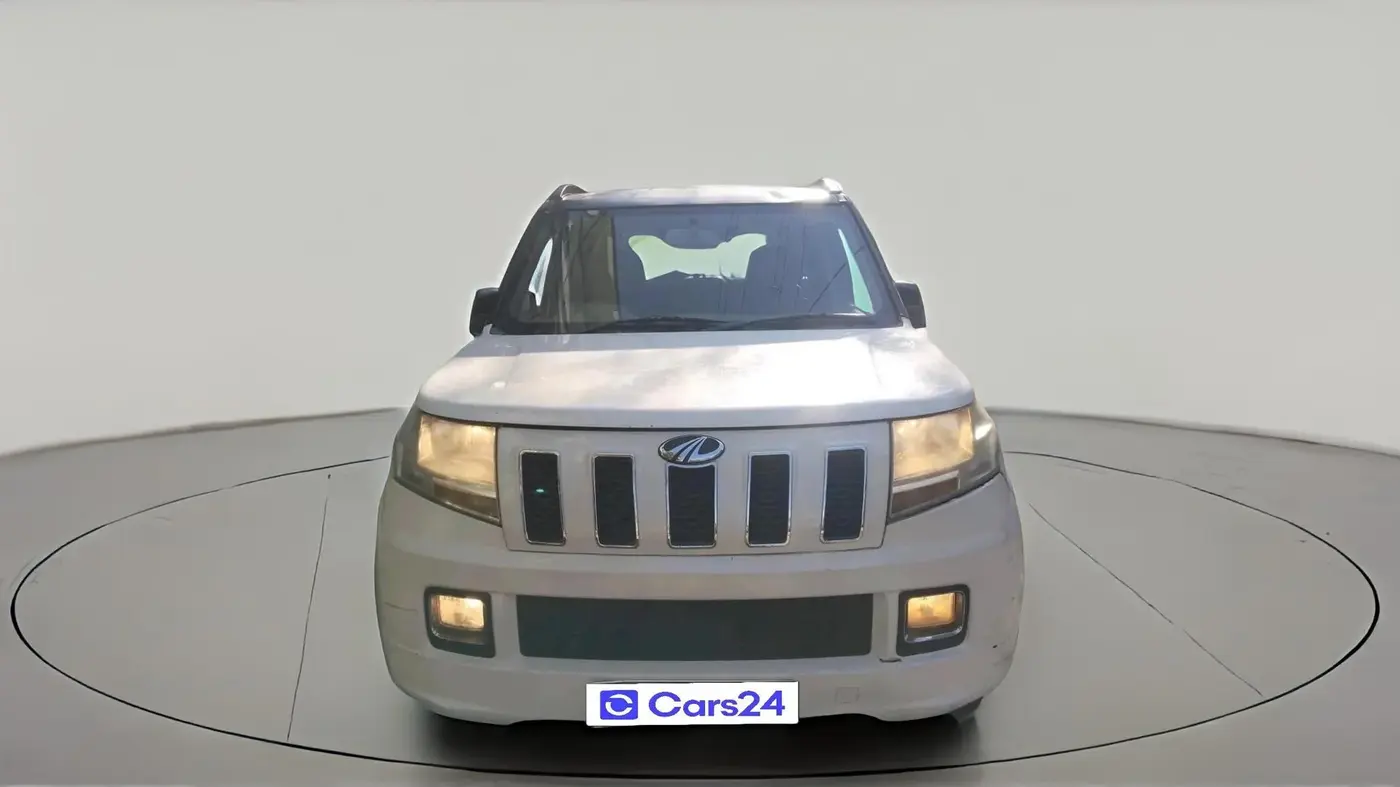 2015 Mahindra TUV300 T8, Diesel, Manual, 83,296 km, exterior