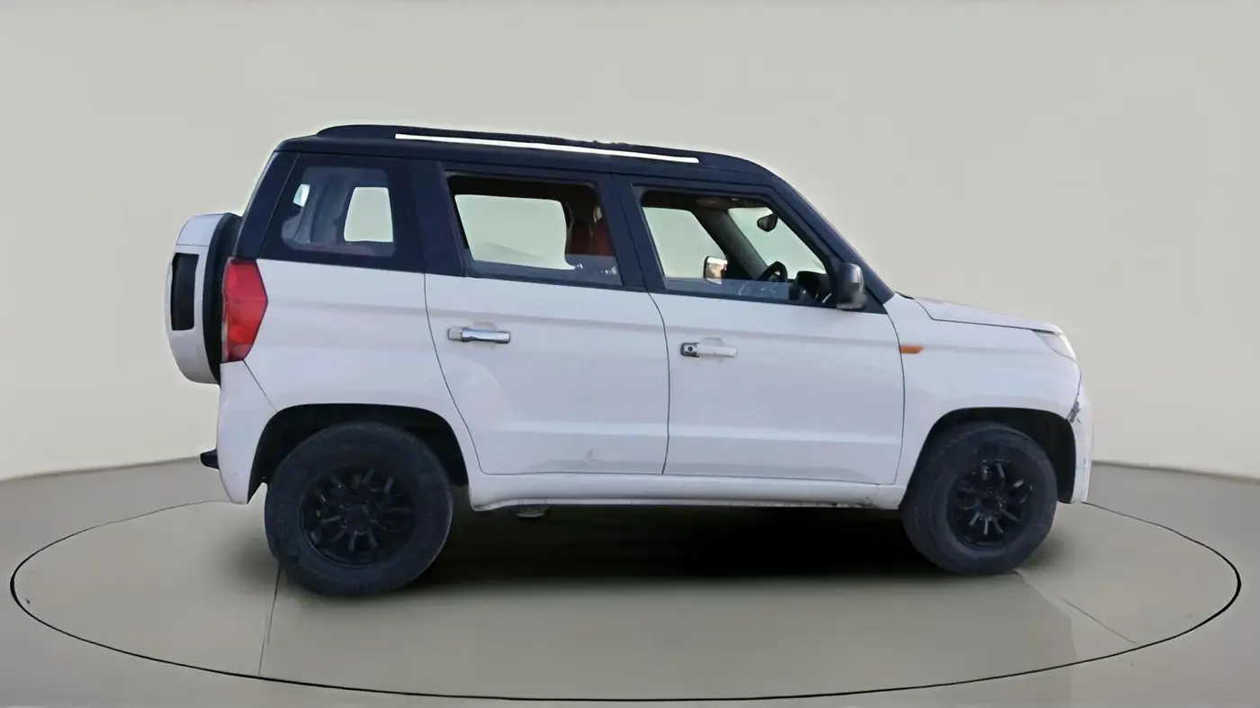 2015 Mahindra TUV300 T8, Diesel, Manual, 83,296 km, exterior