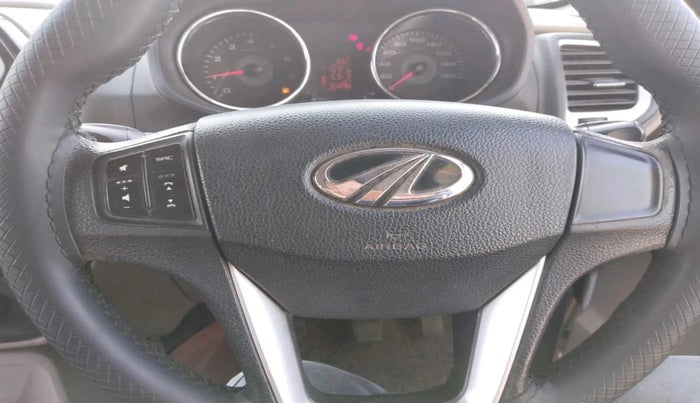 2015 Mahindra TUV300 T8, Diesel, Manual, 83,296 km, interior