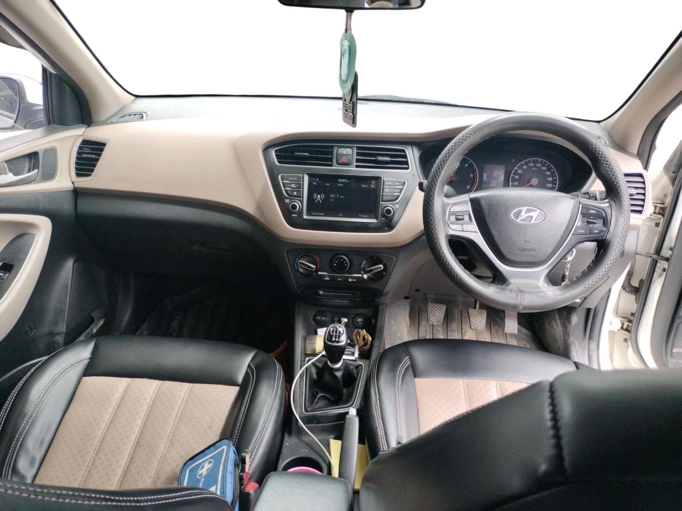 2019 Hyundai Elite i20 SPORTZ PLUS 1.4 CRDI, Diesel, Manual, 85,967 km, interior