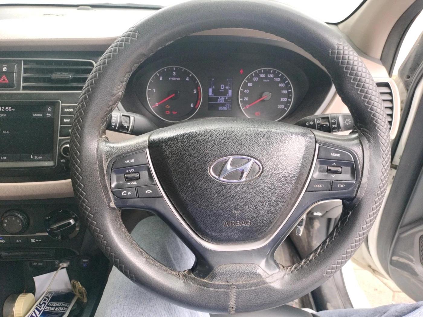 2019 Hyundai Elite i20 SPORTZ PLUS 1.4 CRDI, Diesel, Manual, 85,967 km, interior