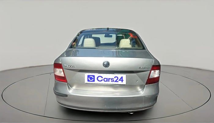 2015 Skoda Rapid Elegance 1.6 MPI AT, Petrol, Automatic, 1,24,804 km, exterior
