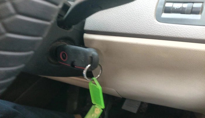 2015 Skoda Rapid Elegance 1.6 MPI AT, Petrol, Automatic, 1,24,804 km, interior