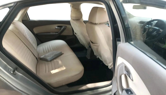 2015 Skoda Rapid Elegance 1.6 MPI AT, Petrol, Automatic, 1,24,804 km, interior