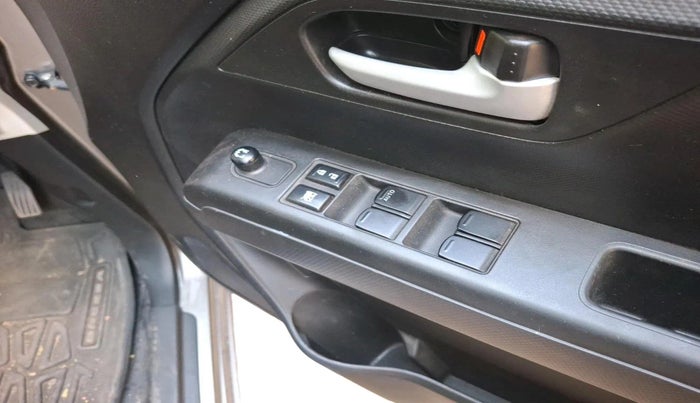 2023 Maruti New Wagon-R VXI 1.0, Petrol, Manual, 10,874 km, interior