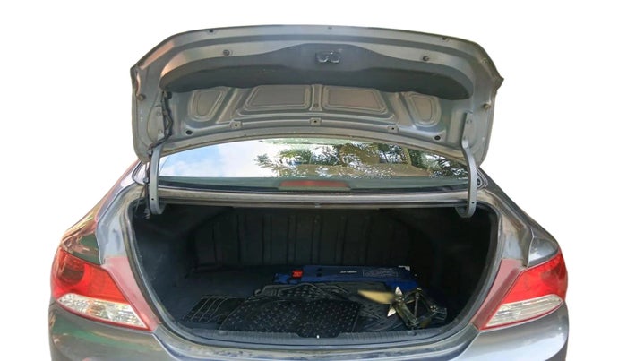 2013 Hyundai Verna FLUIDIC 1.4 VTVT, Petrol, Manual, 37,561 km, exterior