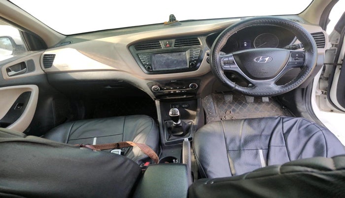 2016 Hyundai Elite i20 ASTA 1.4 CRDI (O), Diesel, Manual, 1,75,991 km, interior