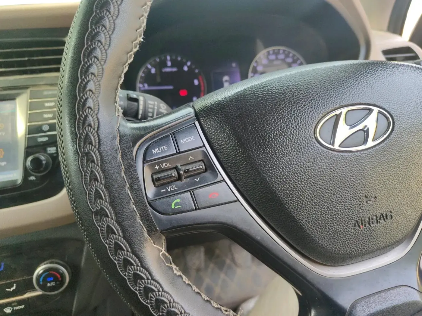 2016 Hyundai Elite i20 ASTA 1.4 CRDI (O), Diesel, Manual, 1,75,991 km, interior