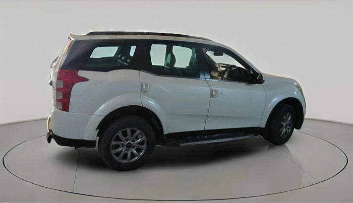 2015 Mahindra XUV500 W10, Diesel, Manual, 1,50,733 km, exterior