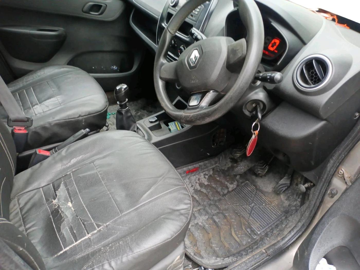 2019 Renault Kwid RXL, Petrol, Manual, 75,578 km, interior
