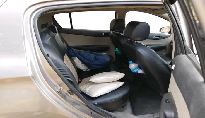 2012 Hyundai i20 MAGNA 1.2, Petrol, Manual, 93,949 km, interior