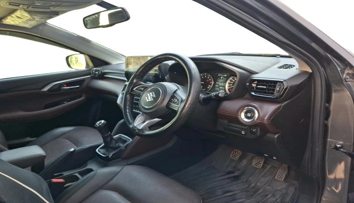 2023 Maruti Grand Vitara ALPHA SMART HYBRID, Petrol, Manual, 23,341 km, interior