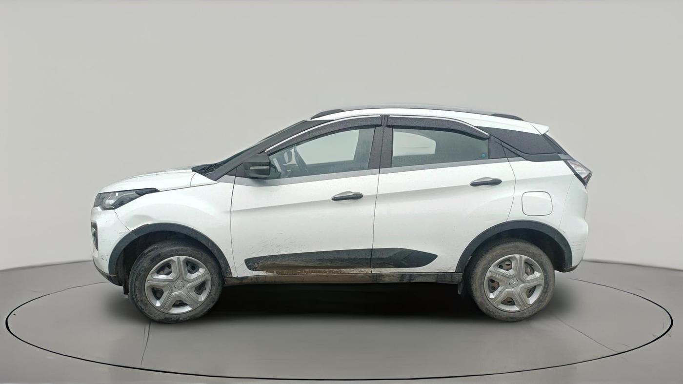 2022 Tata NEXON XM SUNROOF PETROL, Petrol, Manual, 62,033 km, exterior