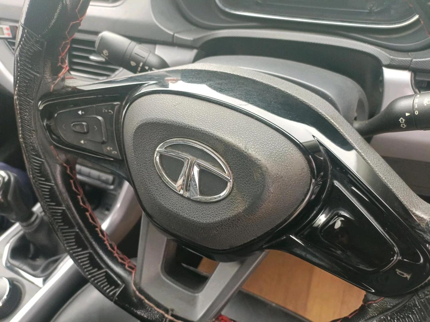 2022 Tata NEXON XM SUNROOF PETROL, Petrol, Manual, 62,033 km, interior