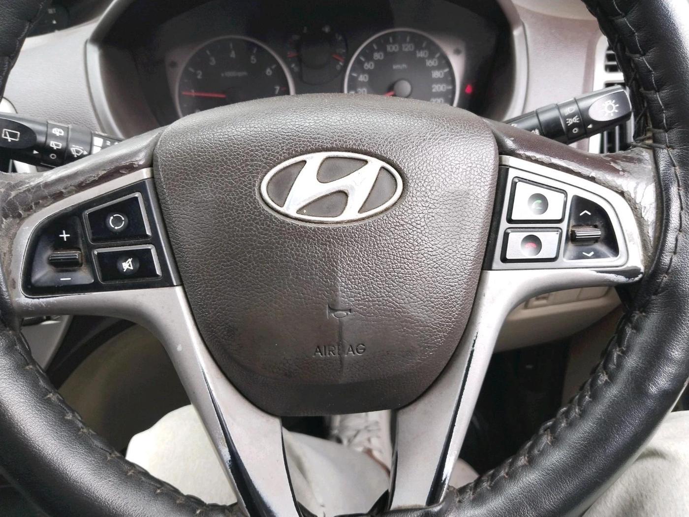 2011 Hyundai i20 ASTA 1.2, Petrol, Manual, 1,28,716 km, interior
