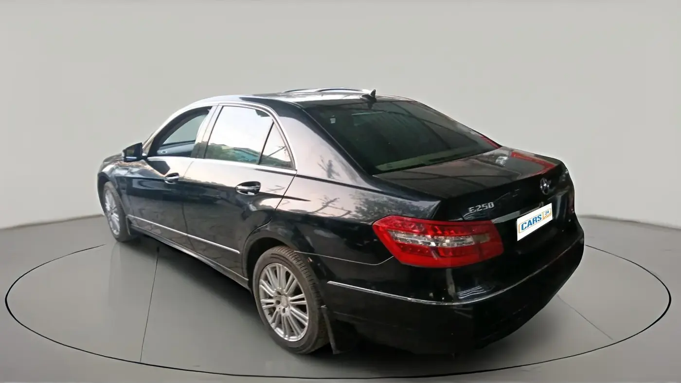2012 Mercedes Benz E Class E 220 CDI ELEGANCE, Diesel, Automatic, 1,39,213 km, exterior