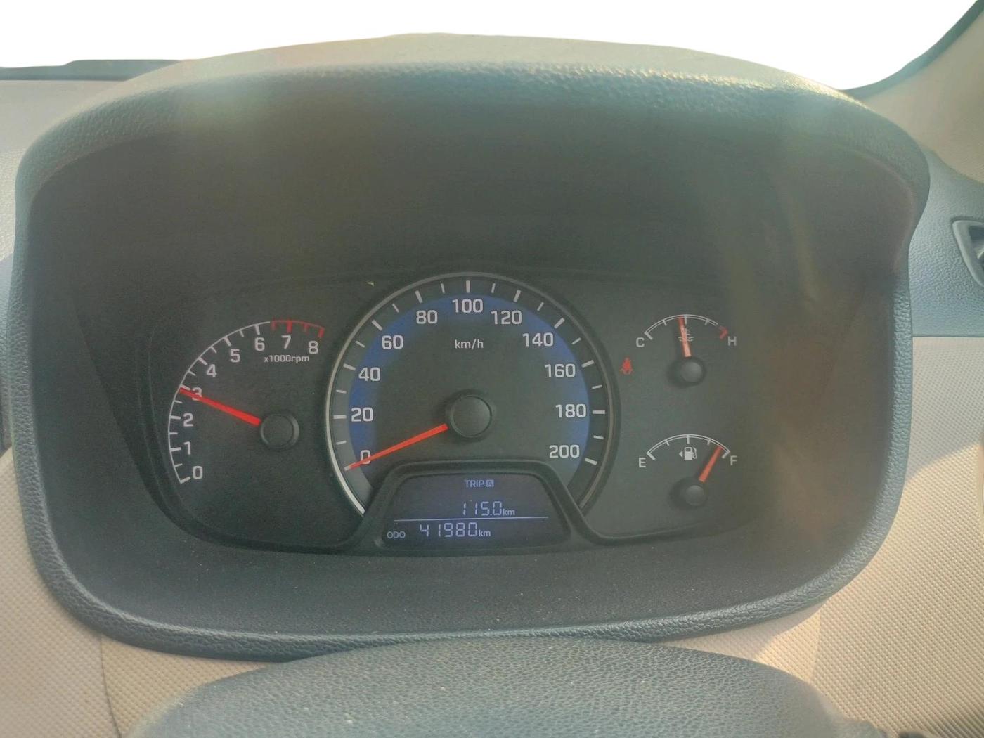 2015 Hyundai Xcent S 1.2, Petrol, Manual, 41,980 km, interior