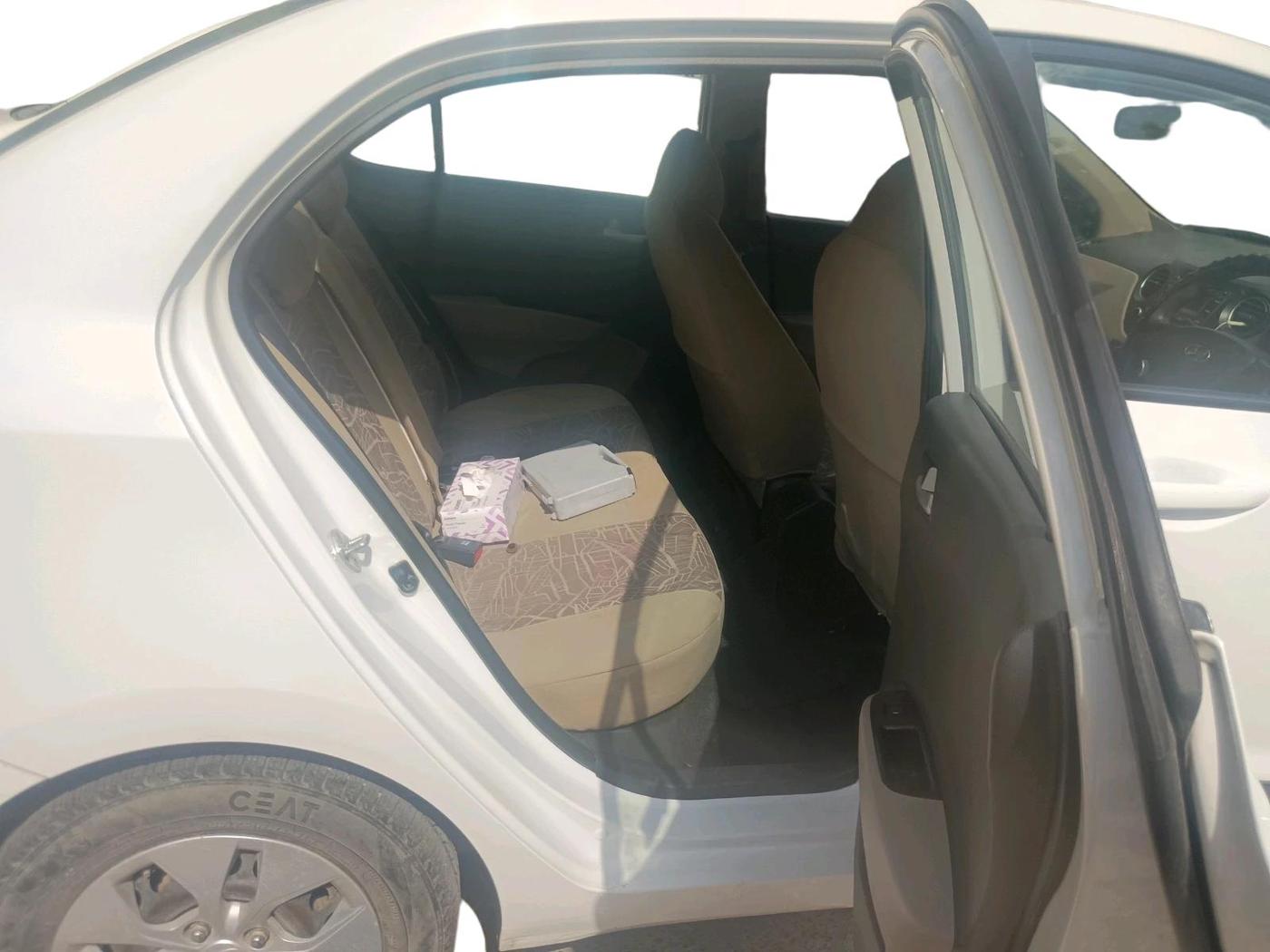 2015 Hyundai Xcent S 1.2, Petrol, Manual, 41,980 km, interior