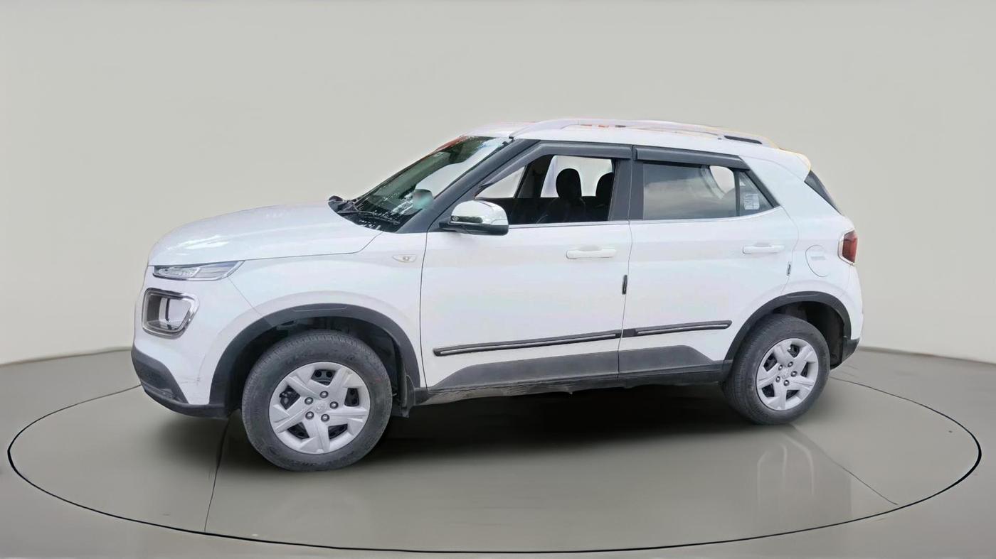 2021 Hyundai VENUE S 1.2, Petrol, Manual, 26,085 km, exterior
