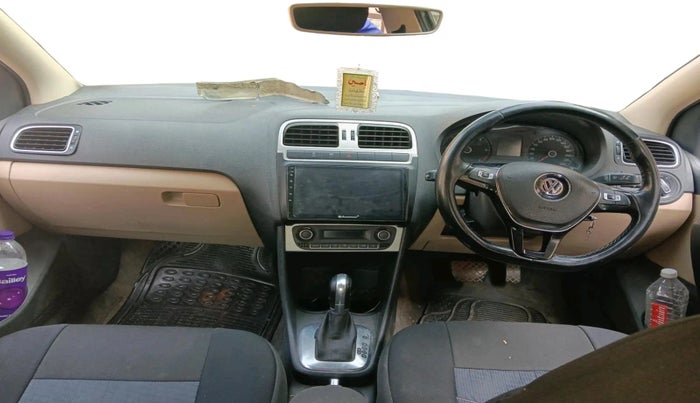 2016 Volkswagen Ameo HIGHLINE PLUS 1.5L AT 16 ALLOY, Diesel, Automatic, 60,364 km, interior