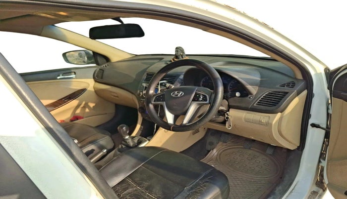 2012 Hyundai Verna FLUIDIC 1.6 VTVT EX, Petrol, Manual, 1,10,284 km, interior