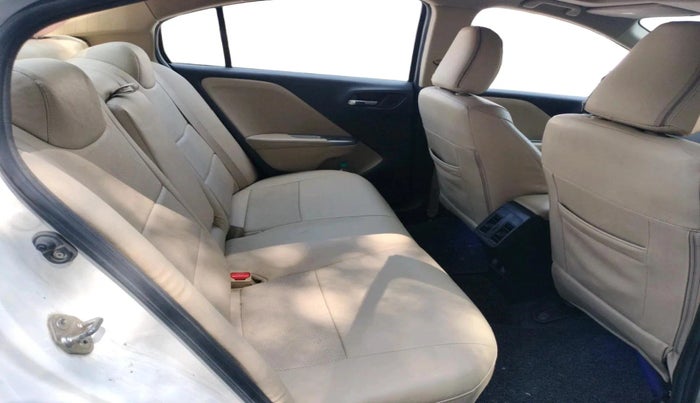 2016 Honda City 1.5L I-VTEC VX, Petrol, Manual, 1,25,001 km, interior