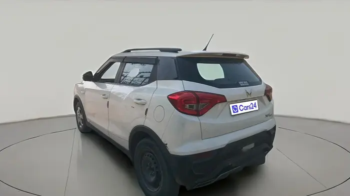 2022 Mahindra XUV300 W6 1.2 PETROL, Petrol, Manual, 58,641 km, exterior