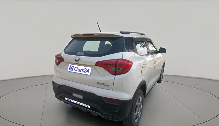 2022 Mahindra XUV300 W6 1.2 PETROL, Petrol, Manual, 58,641 km, exterior