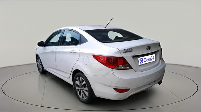2014 Hyundai Verna FLUIDIC 1.6 CRDI SX, Diesel, Manual, 1,44,901 km, exterior