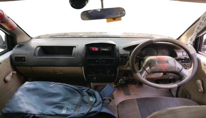 2012 Chevrolet Tavera NEO 3 MAX 10 STR BS III, Diesel, Manual, 1,61,358 km, interior