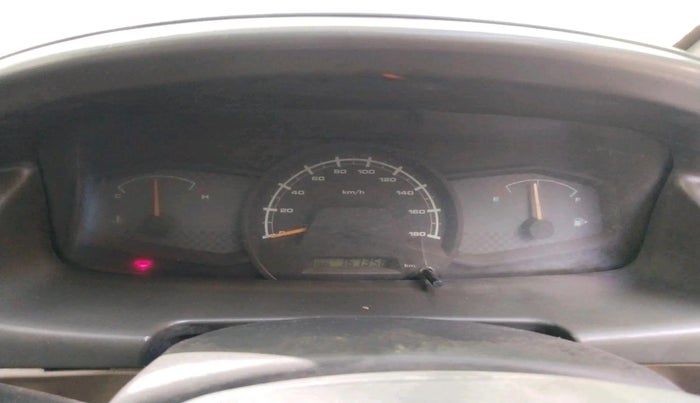 2012 Chevrolet Tavera NEO 3 MAX 10 STR BS III, Diesel, Manual, 1,61,358 km, interior