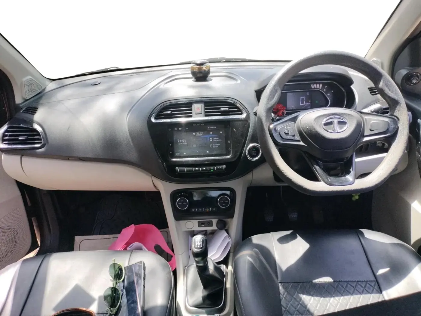 2022 Tata TIGOR XZ PLUS CNG, CNG, Manual, 57,418 km, interior