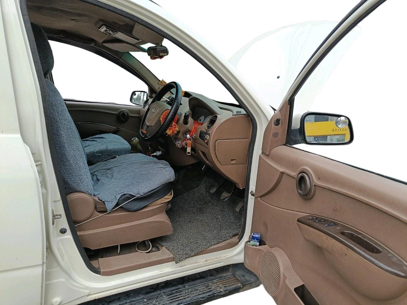 2012 Mahindra Xylo D4, Diesel, Manual, 1,74,225 km, interior