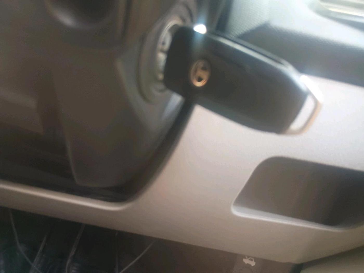 2016 Tata Tiago XZ PETROL, Petrol, Manual, 97,129 km, interior