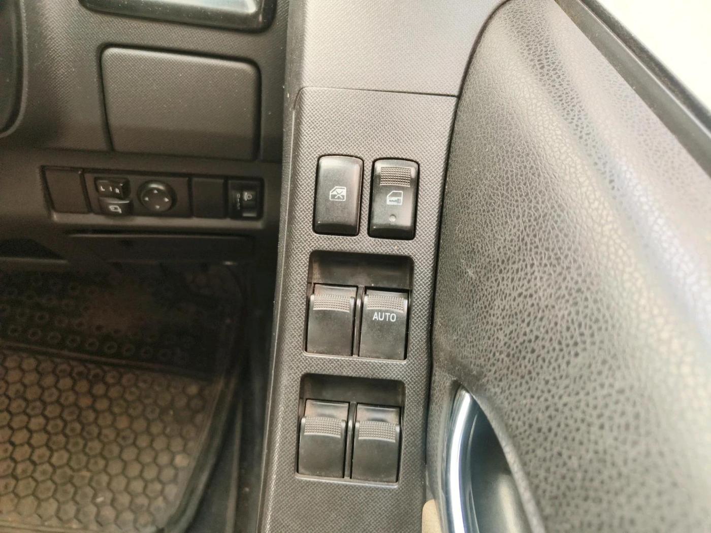 2017 ISUZU MU-X 4x2 AT, Diesel, Automatic, 1,45,516 km, interior