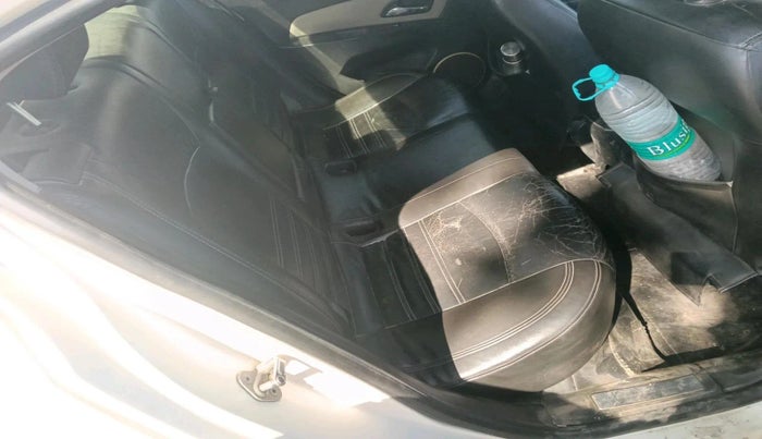 2011 Chevrolet Cruze LTZ AT, Diesel, Automatic, 1 km, interior