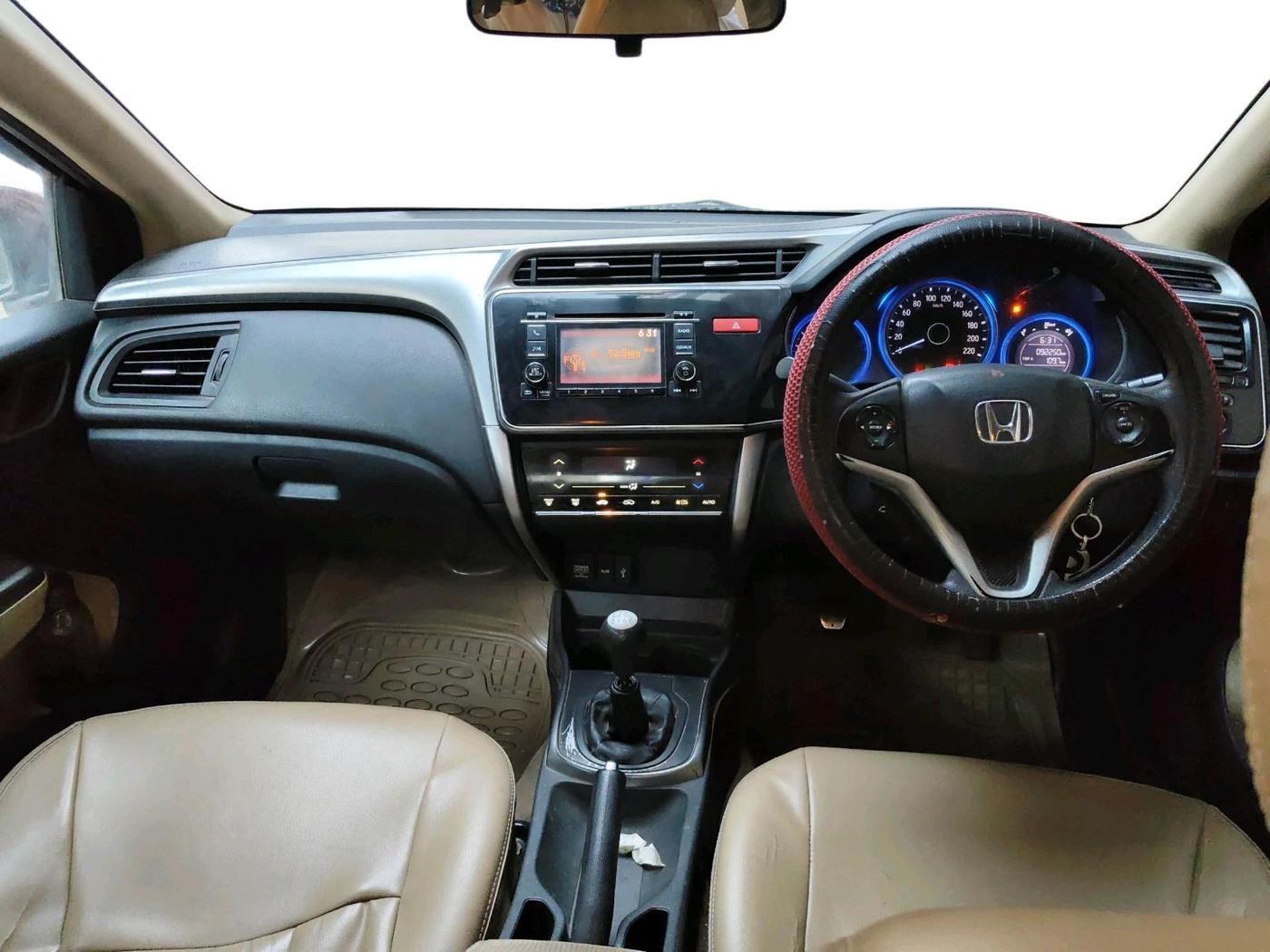 2014 Honda City 1.5L I-DTEC V, Diesel, Manual, 92,250 km, interior