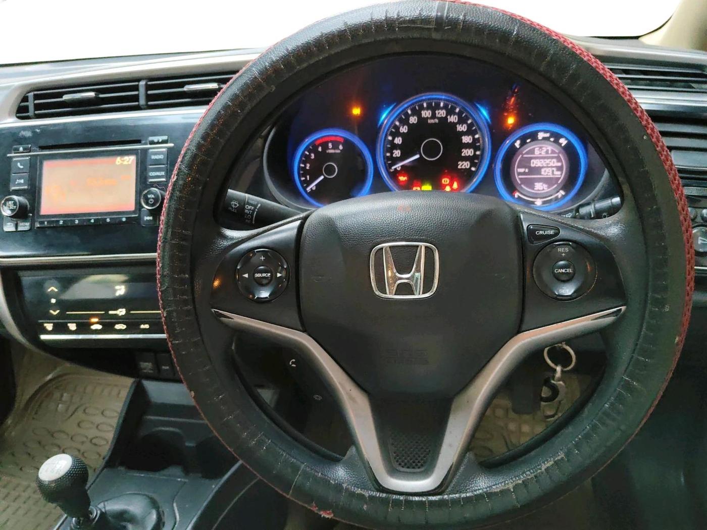 2014 Honda City 1.5L I-DTEC V, Diesel, Manual, 92,250 km, interior