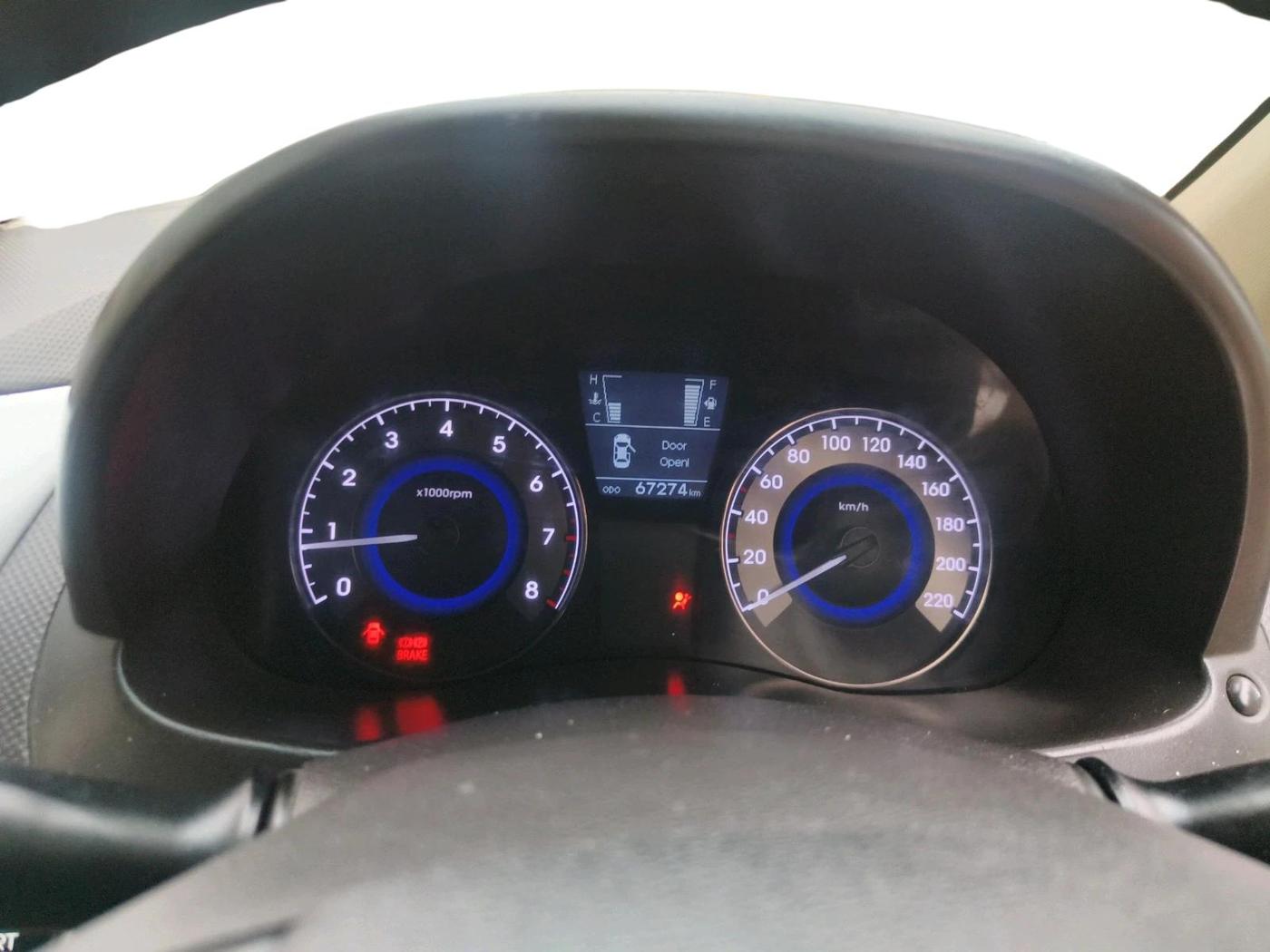 2016 Hyundai Verna 1.6 VTVT SX, Petrol, Manual, 67,274 km, interior